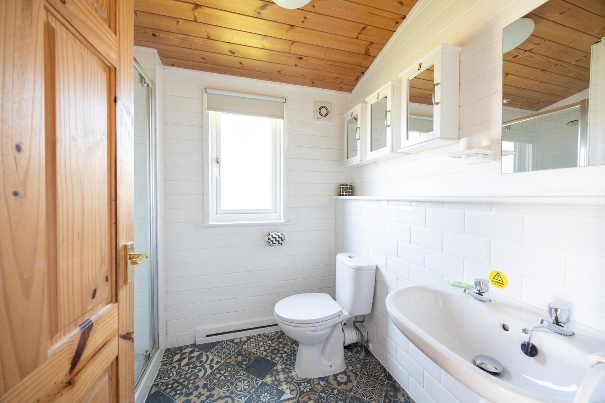 West Chalet At Tapnell Farm Yarmouth  Eksteriør bilde